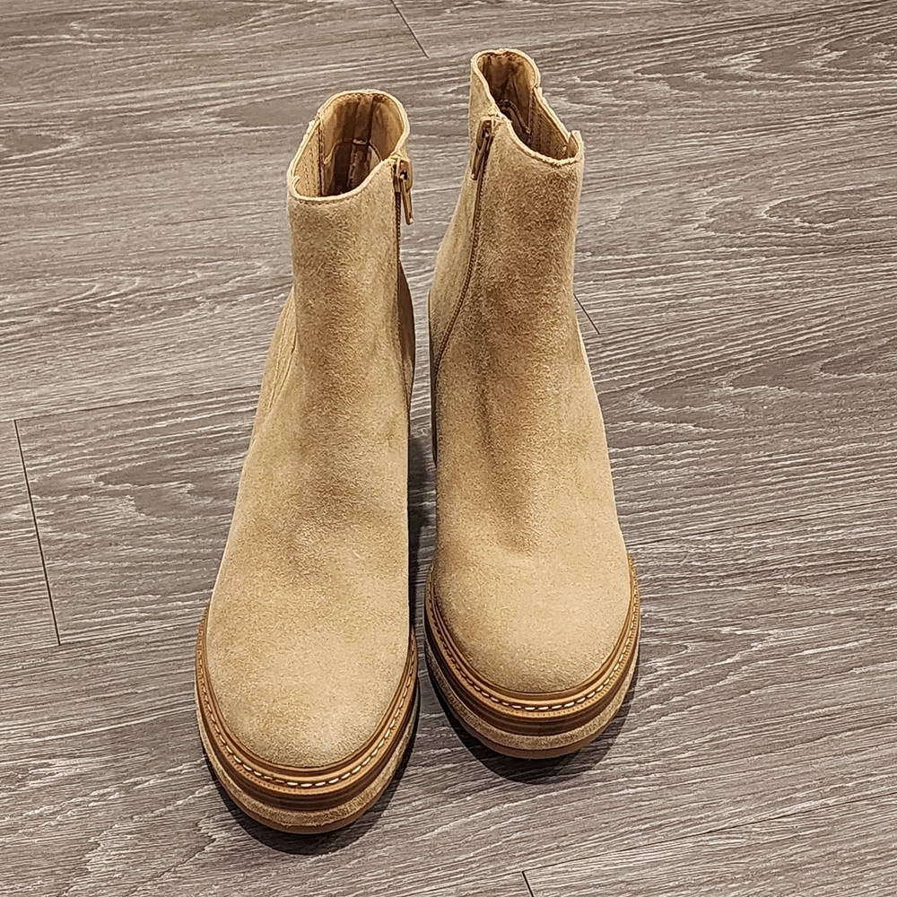 Steve Madden Sand Suede Block Heel Ankle Boots, 9 1/2 - Picture 3 of 10